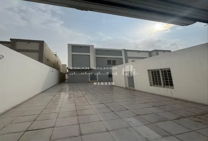 51860996 - صورة العقار 3
