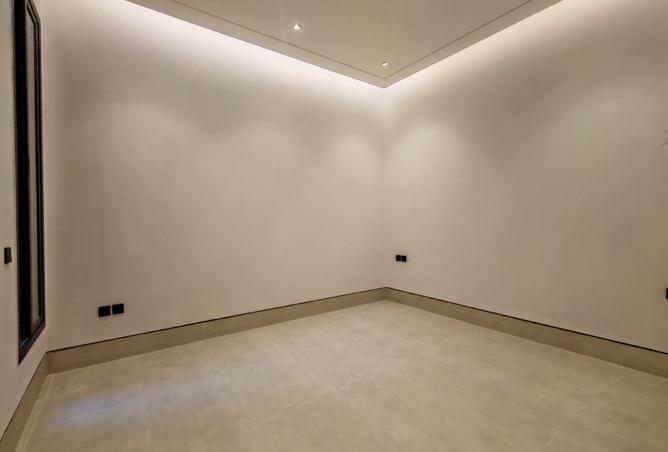 52053924 - Property Image 2