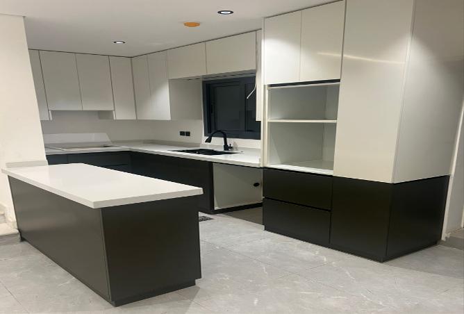 258513 - Property Image 2