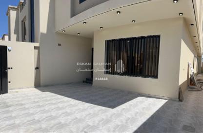 Apartment - 7 Bedrooms - 5 Bathrooms for sale in Dhalalah - Khamis Mushayt - Asir