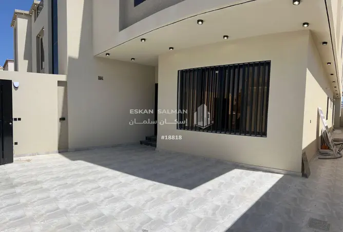 51004705 - Property Image 2
