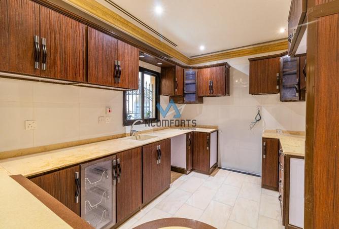 51338970 - Property Image 2