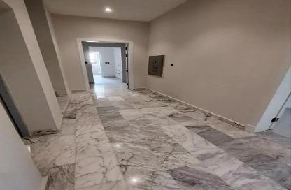 Whole Building - 7+ - 7 for sale in Al Dhubbat - Riyadh - Ar Riyadh