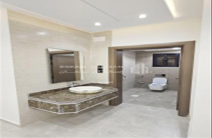 Apartment - 6 Bedrooms - 4 Bathrooms for sale in Al Dhurfah - Khamis Mushayt - Asir