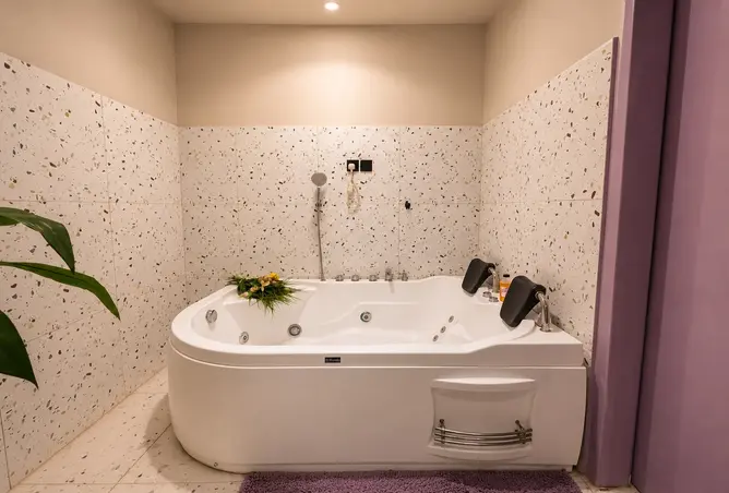 52132740 - Property Image 2