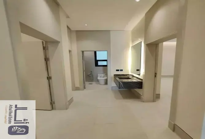 52284721 - Property Image 2