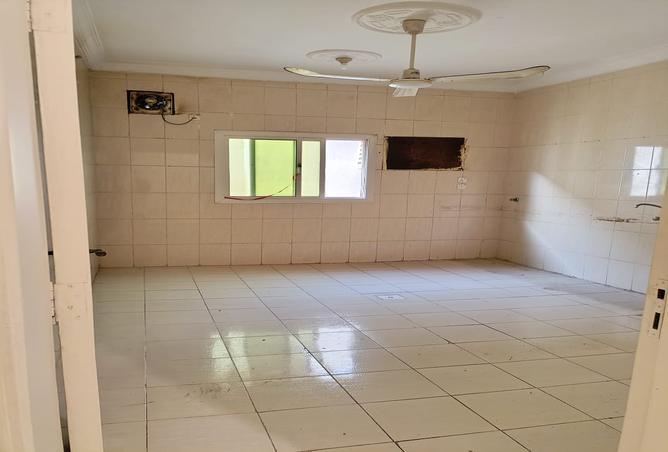 52070244 - Property Image 2