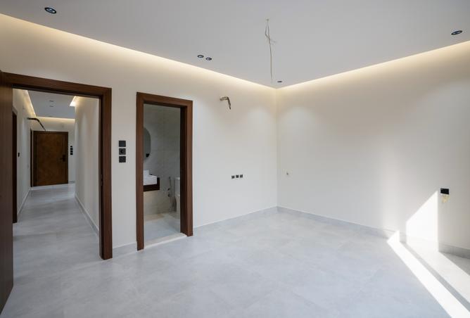 258805 - Property Image 3