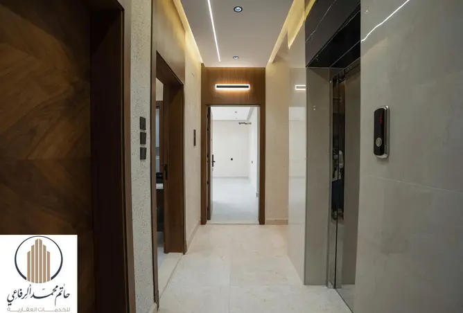 52327137 - Property Image 3