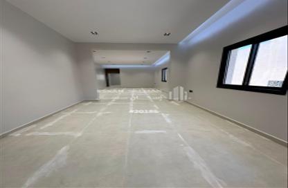 Full Floor - 5 Bedrooms - 3 Bathrooms for sale in Al Yarmuk - Riyadh - Ar Riyadh