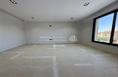 Full Floor - 5 Bedrooms - 3 Bathrooms for sale in Al Yarmuk - Riyadh - Ar Riyadh