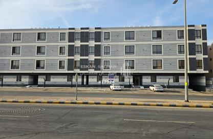 Apartment - 4 Bedrooms - 3 Bathrooms for sale in الزهرة - Riyadh - Ar Riyadh Apartment - 4 Bedrooms - 3 Bathrooms for sale in الزهرة - Riyadh - Ar Riyadh