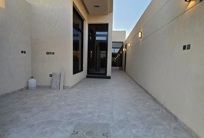 52223683 - Property Image 3