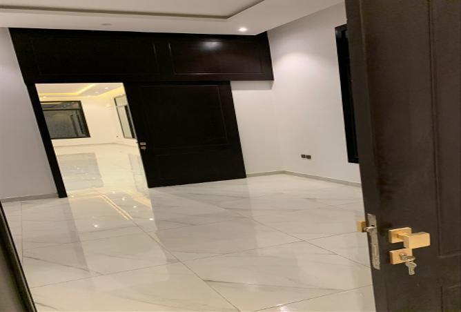 258722 - Property Image 3