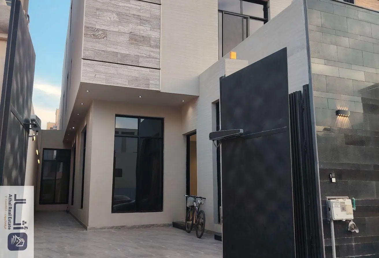 52300771 - Property Main Image