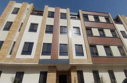 Apartment - 4 Bedrooms - 3 Bathrooms for sale in Al Munisiyah - Riyadh - Ar Riyadh