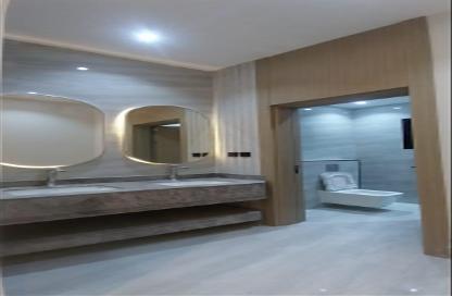 Apartment - 4 Bedrooms - 3 Bathrooms for sale in Al Munisiyah - Riyadh - Ar Riyadh