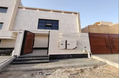 طابق كامل - 5 غرف نوم - 5 حمامات للبيع في المونسية - الرياض - الرياض