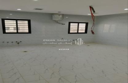 طابق كامل - 5 غرف نوم - 3 حمامات للبيع في الجنادرية - الرياض - الرياض