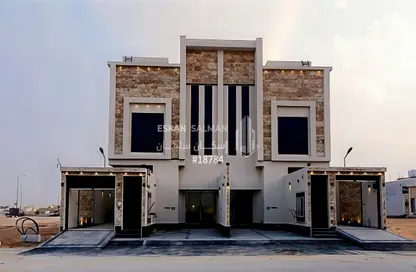 Full Floor - 7 Bedrooms - 5 Bathrooms for sale in نوارة - Al Muzahimiyah - Ar Riyadh