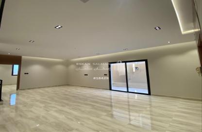 Villa - 7 Bedrooms - 6 Bathrooms for sale in الواسط - At Taif - Makkah Al Mukarramah