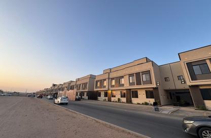 Apartment - 2 - 3 for sale in Al Qadisiyah - Riyadh - Ar Riyadh