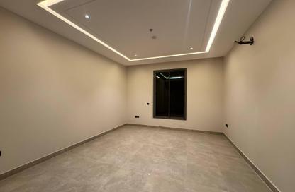 Apartment - 4 Bedrooms - 3 Bathrooms for sale in Al Yarmuk - Riyadh - Ar Riyadh