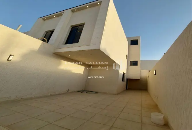 51247097 - صورة العقار 2