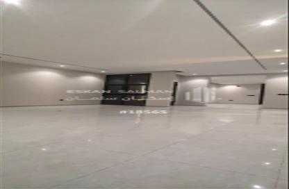 طابق كامل - 6 غرف نوم - 4 حمامات للبيع في الجنادرية - الرياض - الرياض
