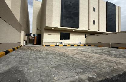 Full Floor - 7 Bedrooms - 4 Bathrooms for sale in As Salam - Al Madinah Al Munawwarah - Al Madinah Al Munawwarah