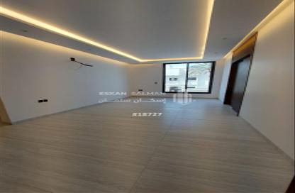 Full Floor - 6 Bedrooms - 4 Bathrooms for sale in Ar Rawdah - Riyadh - Ar Riyadh