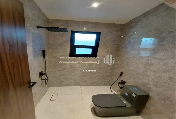 51004805 - Property Image 3