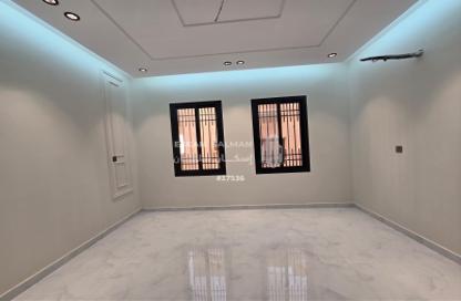 Apartment - 5 Bedrooms - 4 Bathrooms for sale in As Safa - Jeddah - Makkah Al Mukarramah Apartment - 5 Bedrooms - 4 Bathrooms for sale in As Safa - Jeddah - Makkah Al Mukarramah