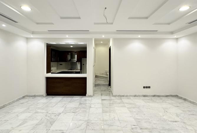 52118015 - Property Image 3