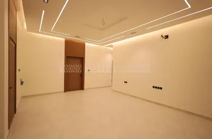 Full Floor - 3 Bedrooms - 6 Bathrooms for sale in Al Arid - Riyadh - Ar Riyadh