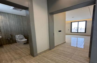 Apartment - 3 Bedrooms - 3 Bathrooms for sale in East Naseem - Riyadh - Ar Riyadh