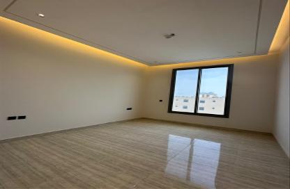 Apartment - 3 Bedrooms - 3 Bathrooms for sale in East Naseem - Riyadh - Ar Riyadh