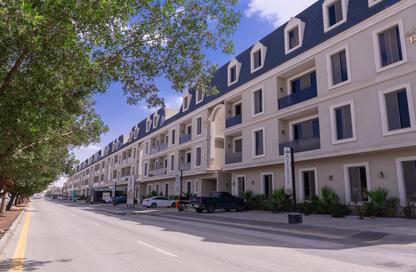 Apartment - 4 Bedrooms - 4 Bathrooms for sale in Al Yarmuk - Riyadh - Ar Riyadh