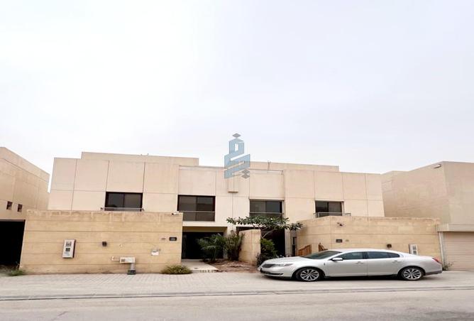 51328167 - Property Main Image