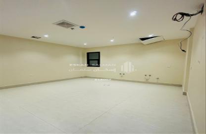 Apartment - 5 Bedrooms - 4 Bathrooms for sale in As Saif - Ad Dammam - Eastern Apartment - 5 Bedrooms - 4 Bathrooms for sale in As Saif - Ad Dammam - Eastern