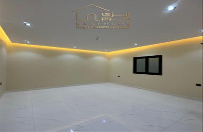 Apartment - 5 Bedrooms - 3 Bathrooms for sale in Ar Rughamah - Jeddah - Makkah Al Mukarramah