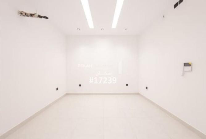 51860422 - Property Image 2