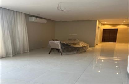 Apartment - 6 Bedrooms - 4 Bathrooms for sale in Al Sawari - Jeddah - Makkah Al Mukarramah