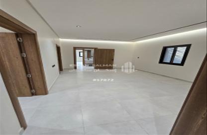 Apartment - 5 Bedrooms - 3 Bathrooms for sale in الهجرة - مكة المكرمة - Makkah Al Mukarramah Apartment - 5 Bedrooms - 3 Bathrooms for sale in الهجرة - مكة المكرمة - Makkah Al Mukarramah