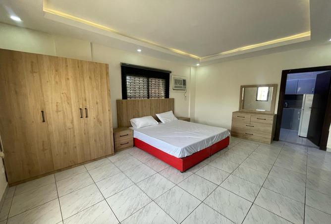 258840 - Property Image 2