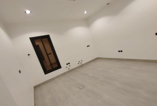 51653985 - Property Image 3