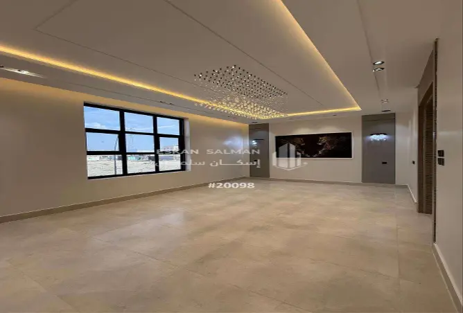 51892000 - Property Image 2