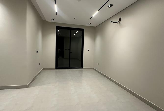 51804617 - Property Image 3