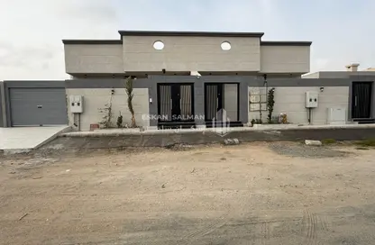 Villa - 5 Bedrooms - 3 Bathrooms for sale in Ar Riyadh - Jeddah - Makkah Al Mukarramah