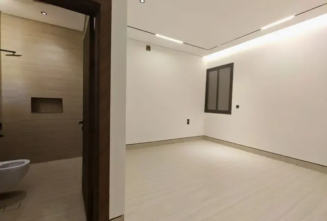 52316213 - Property Image 2